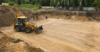 Разработка котлована Киров, цена от 311 руб./м3.